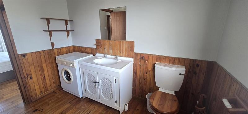 6 Bedroom Property for Sale in Reebok Western Cape